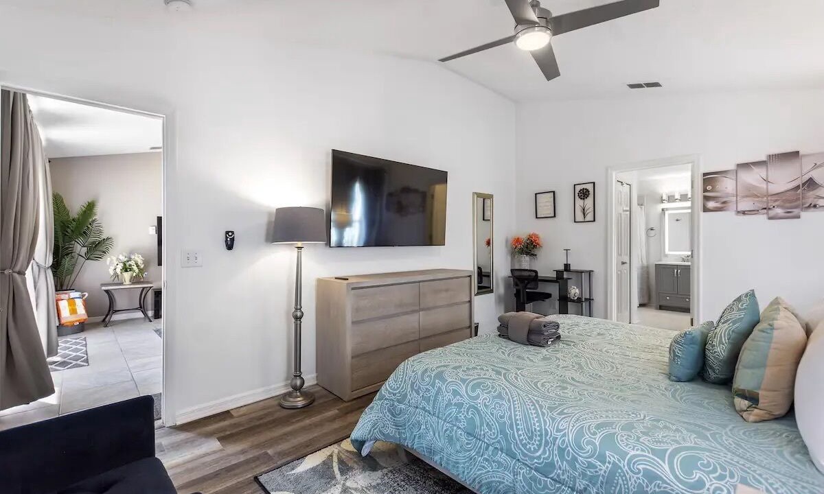 Photo of Others in Florida Pines