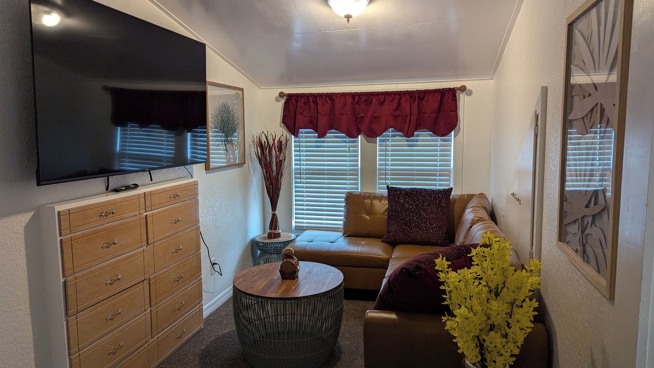Photo of Livingroom in Northwest Orlando