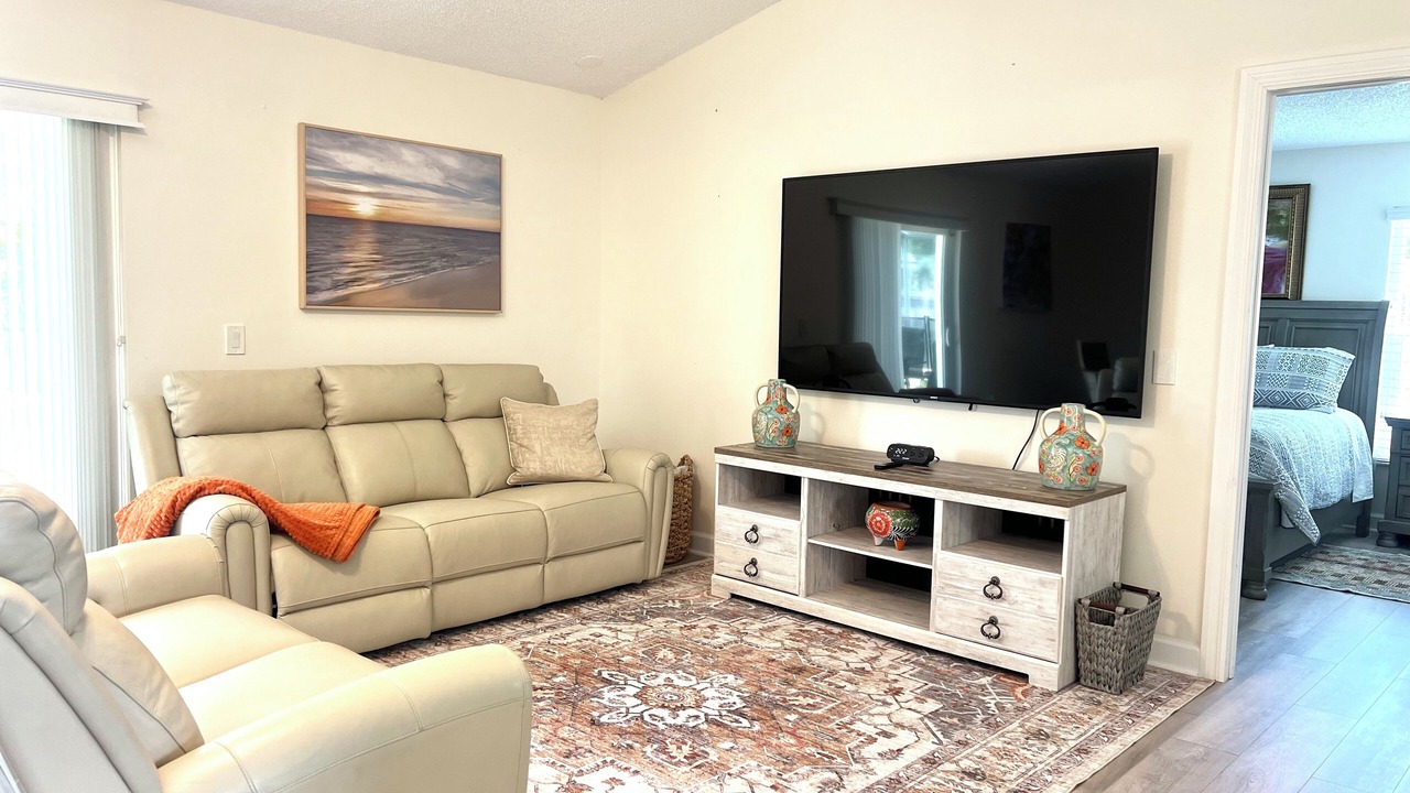 Photo of Livingroom in Mill Run