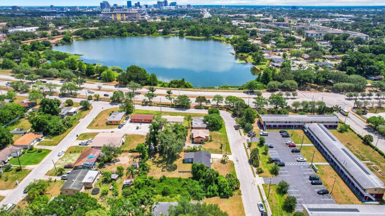 Photo of Outdoor in Lake Mann Estates