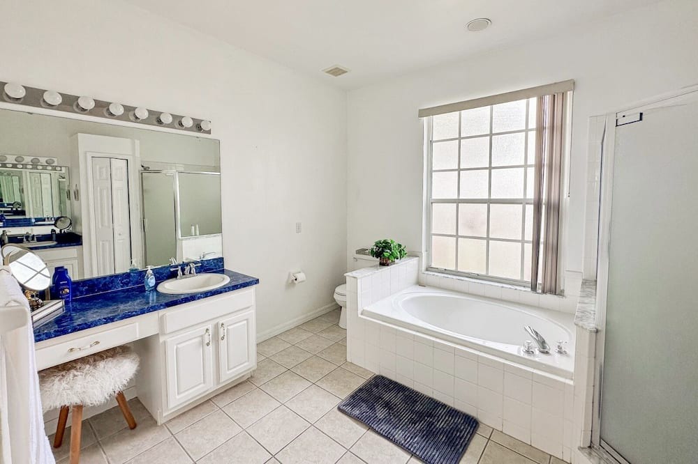 Photo of Bathroom in Westridge