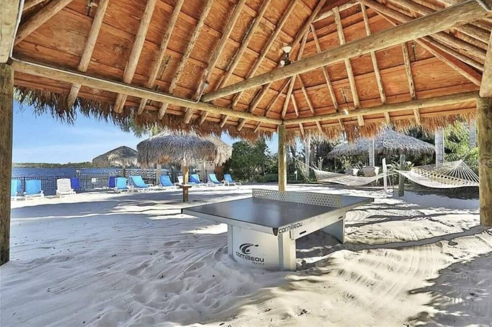 Photo of Patio Balcony in Bahama Bay