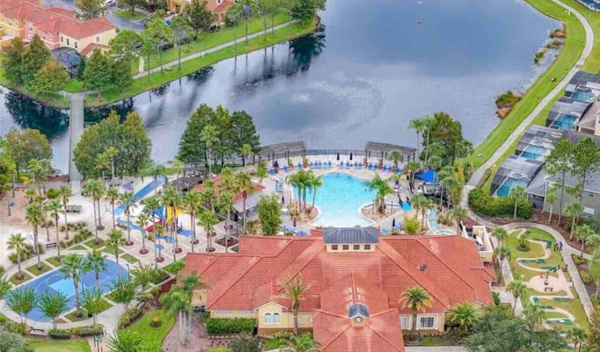Photo of Outdoor in Lake Berkley