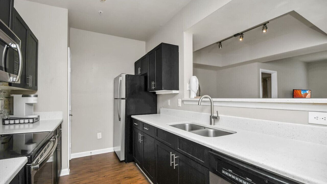 Photo of Kitchen in South Eola