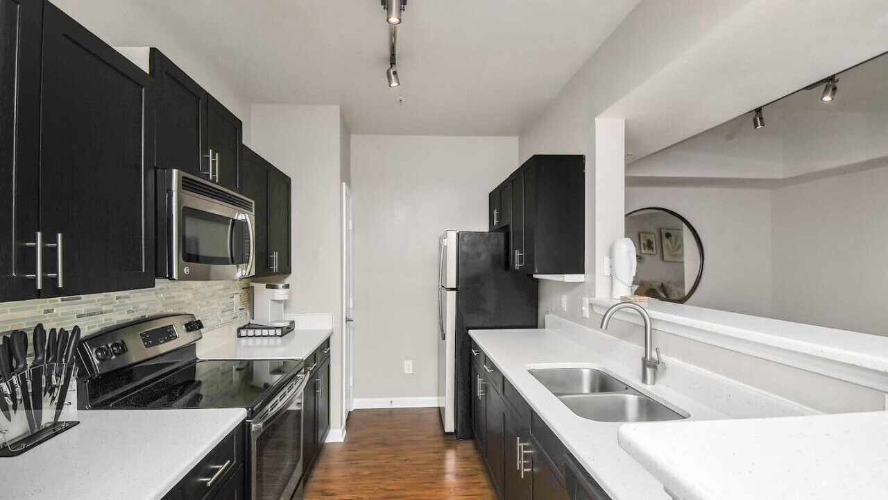 Photo of Kitchen in South Eola