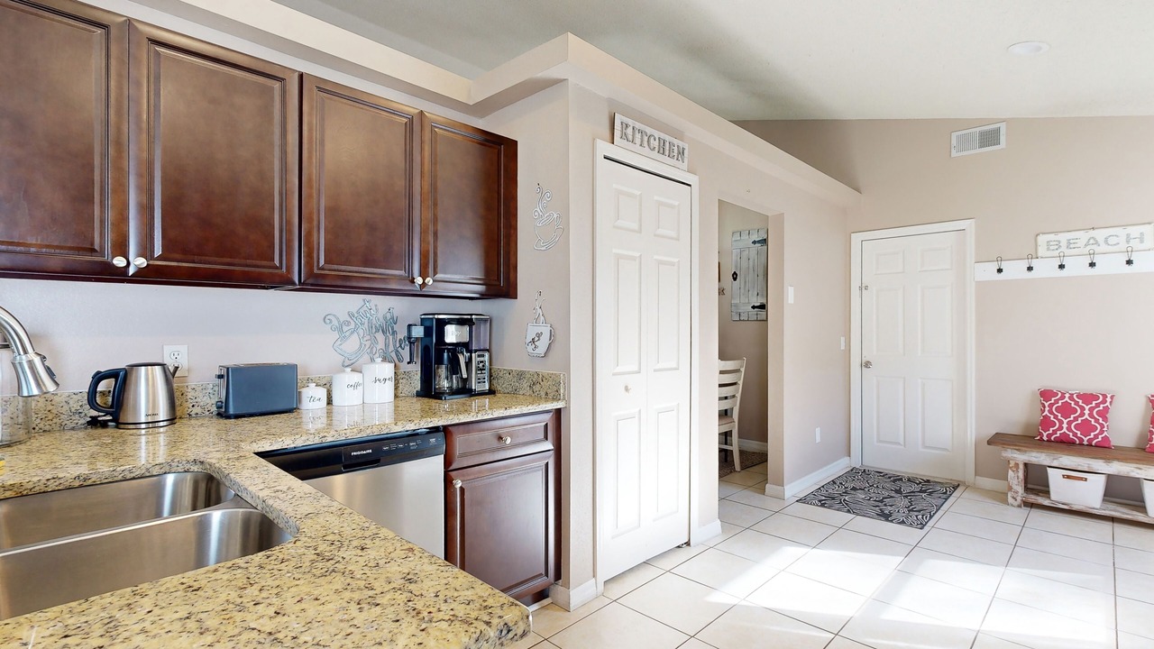 Photo of Kitchen in Florida Pines