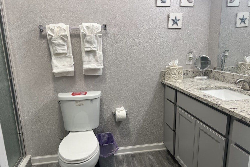 Photo of Bathroom in Four Corners