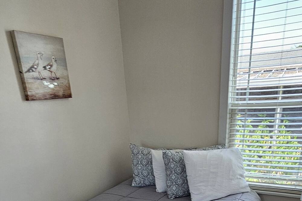 Photo of Bedroom in Mill Run