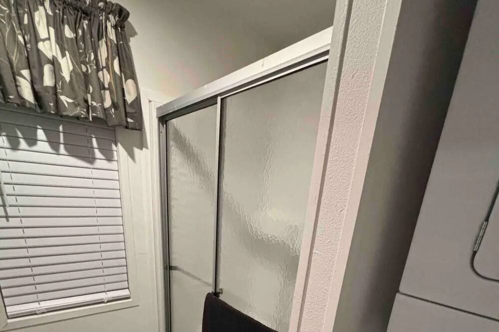 Photo of Bathroom in Mill Run