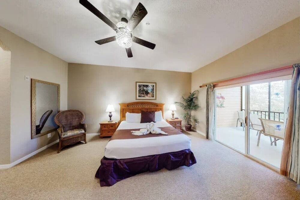 Photo of Bedroom in Bahama Bay