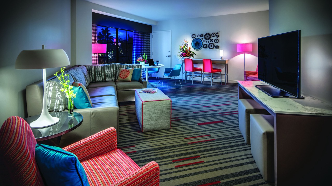 Photo of Livingroom in Florida Center