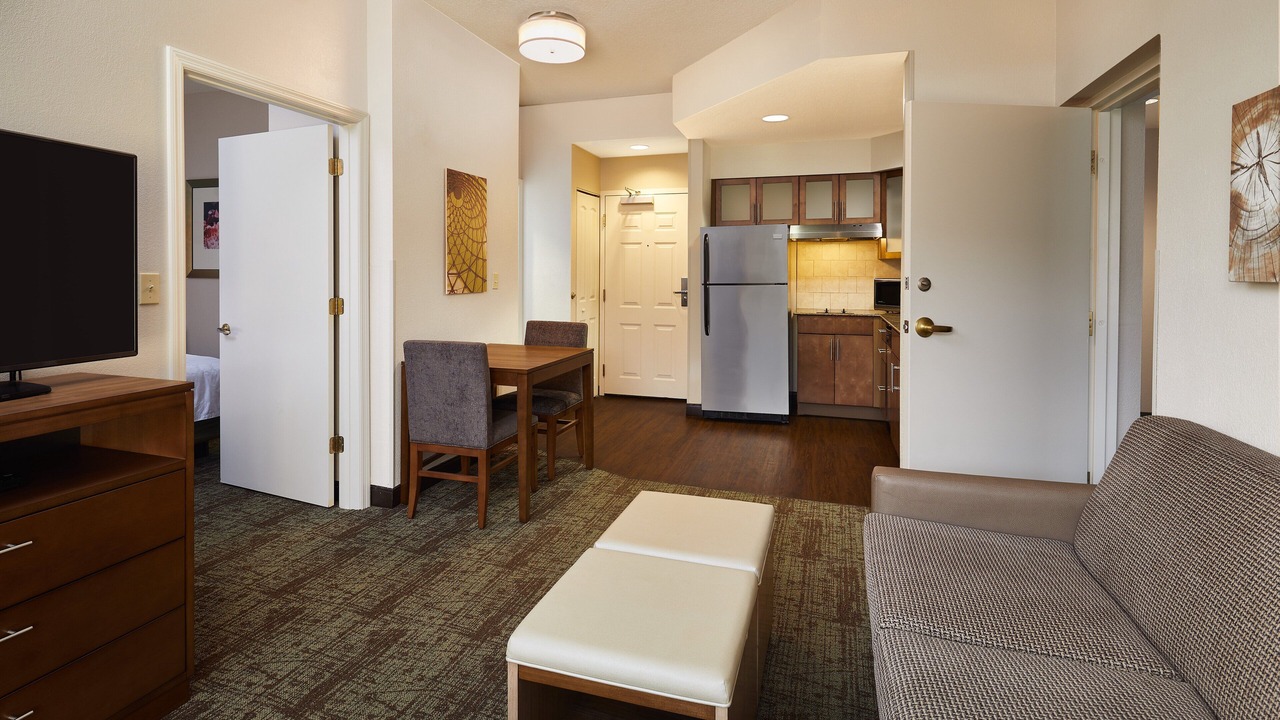 Photo of Bedroom in Airport North