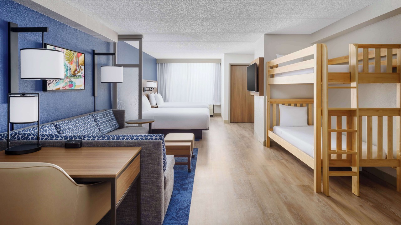 Photo of Bedroom in Florida Center
