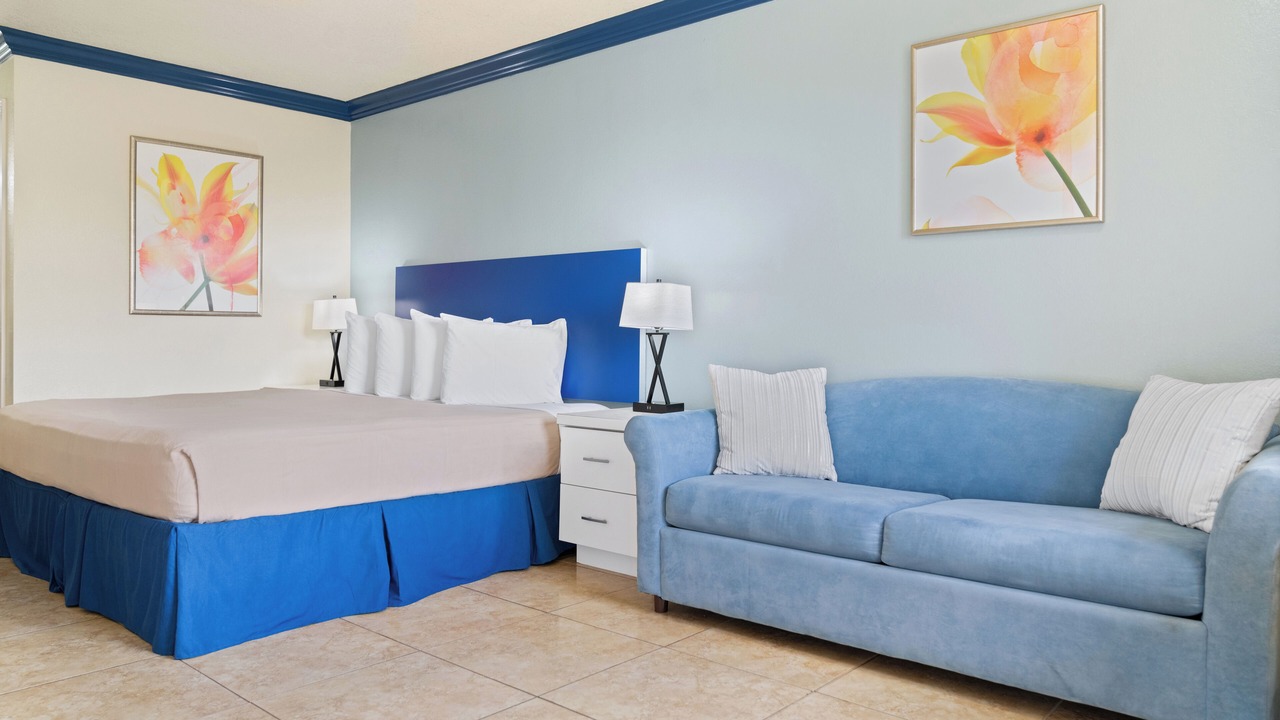 Photo of Bedroom in Florida Center