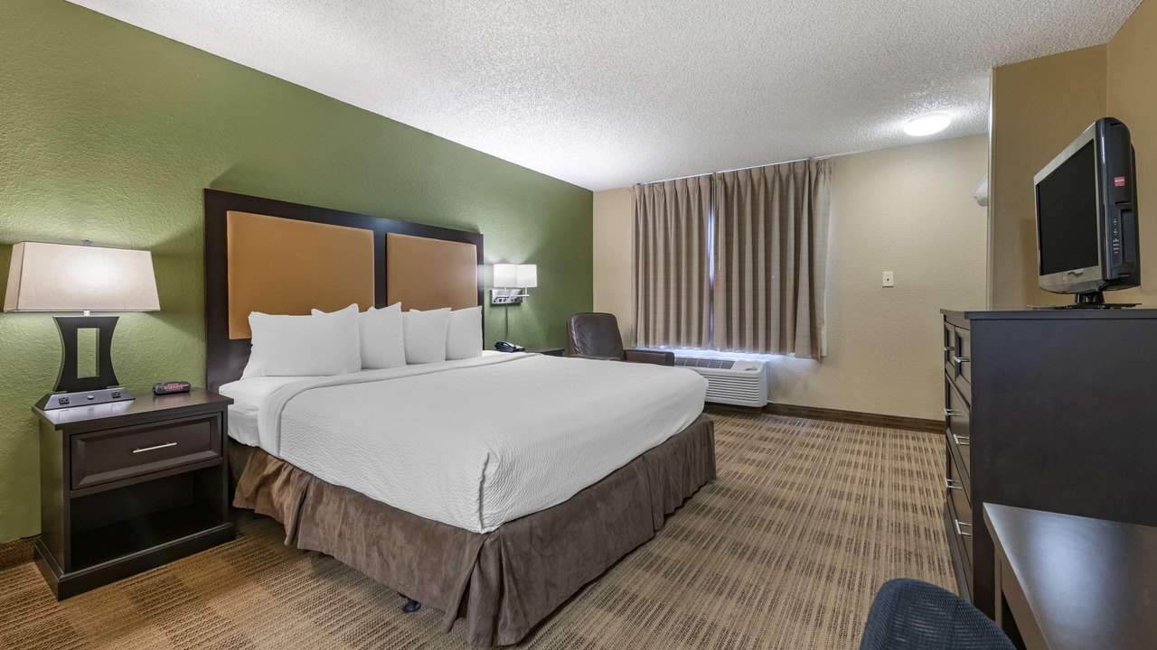 Photo of Bedroom in Florida Center