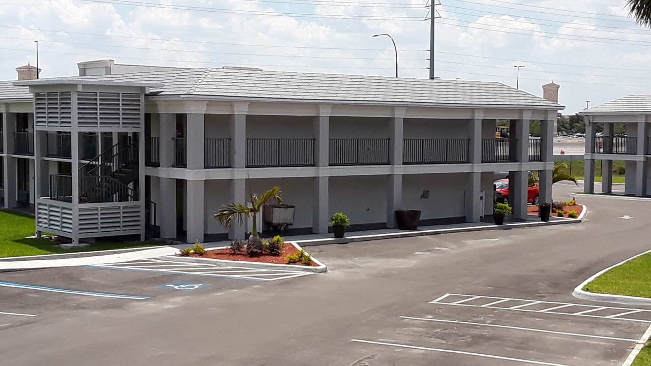 Photo of Outdoor in Florida Center