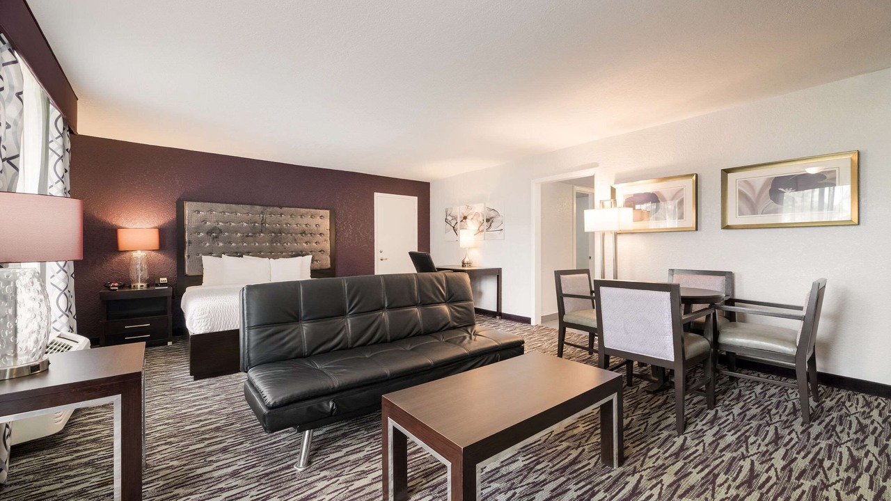 Photo of Bedroom in Florida Center