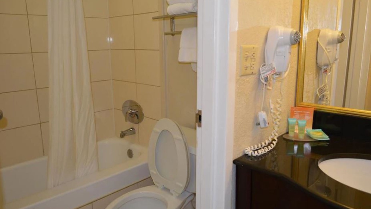 Photo of Bathroom in Altamonte Springs