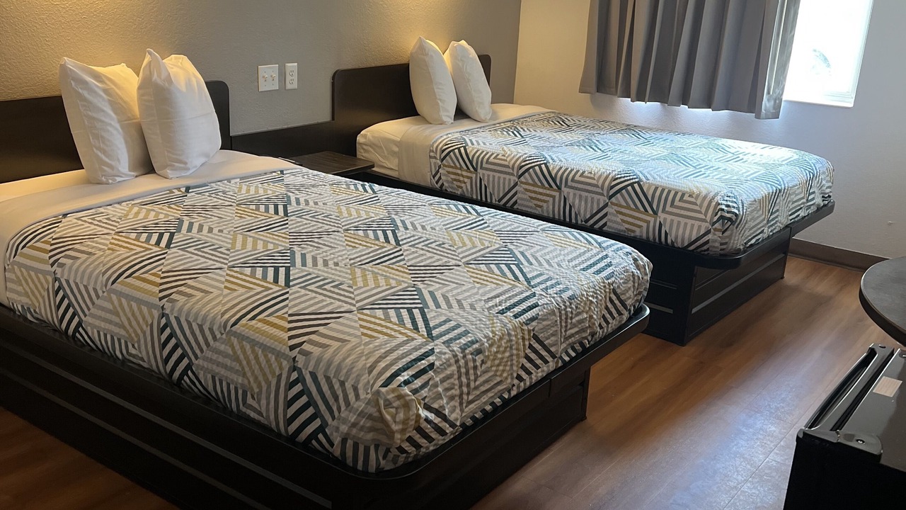 Photo of Bedroom in Florida Center