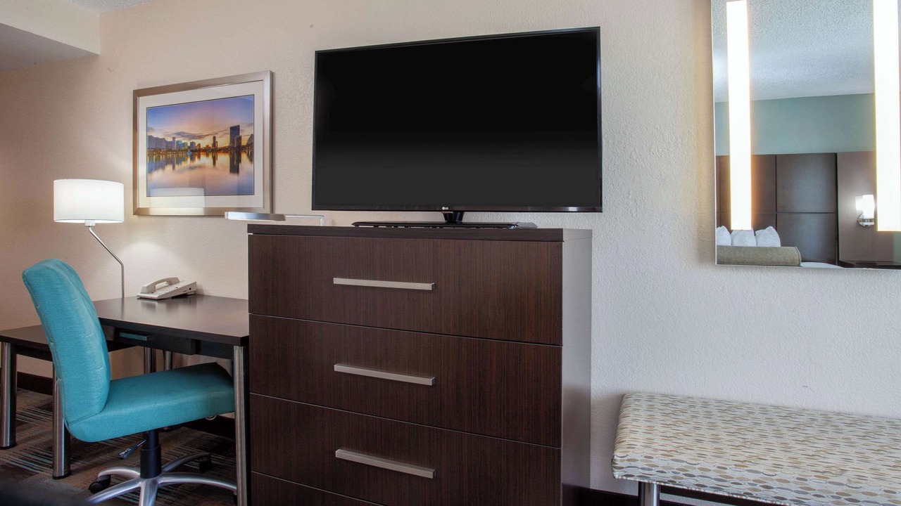Photo of Bedroom in Airport North