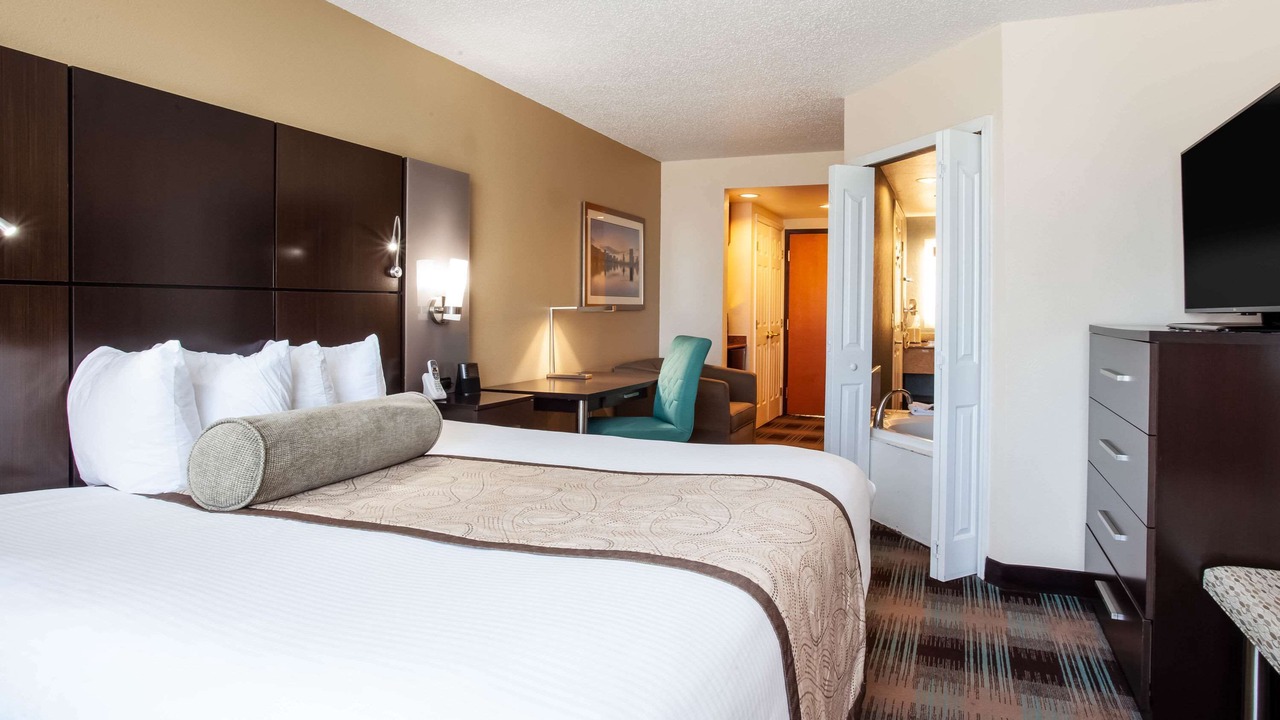 Photo of Bedroom in Airport North