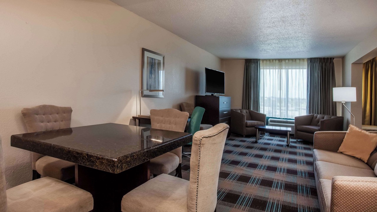 Photo of Bedroom in Airport North