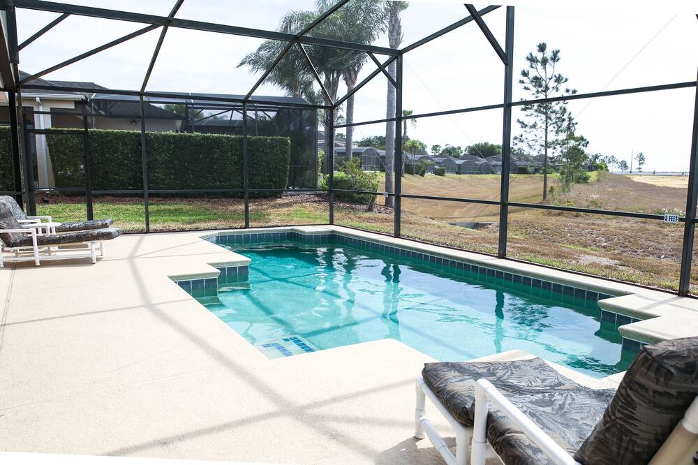Photo of Outdoor in Calabay Parc