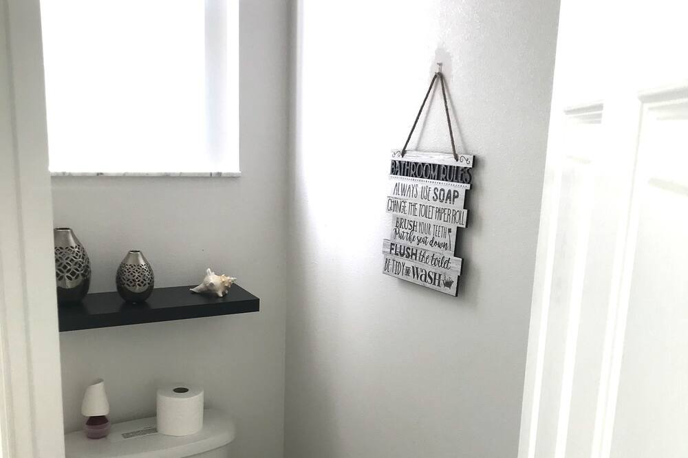 Photo of Bathroom in Calabay Parc