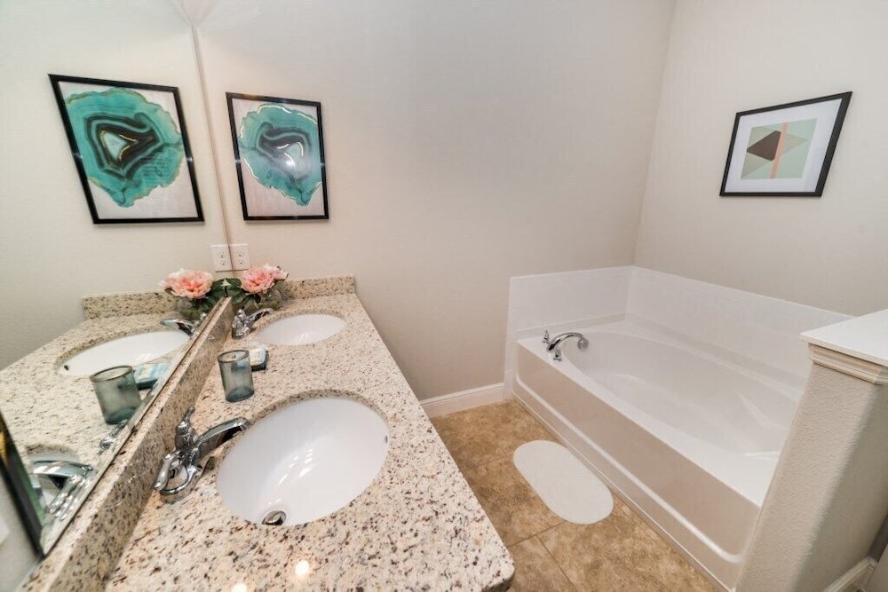 Photo of Bathroom in Loughman