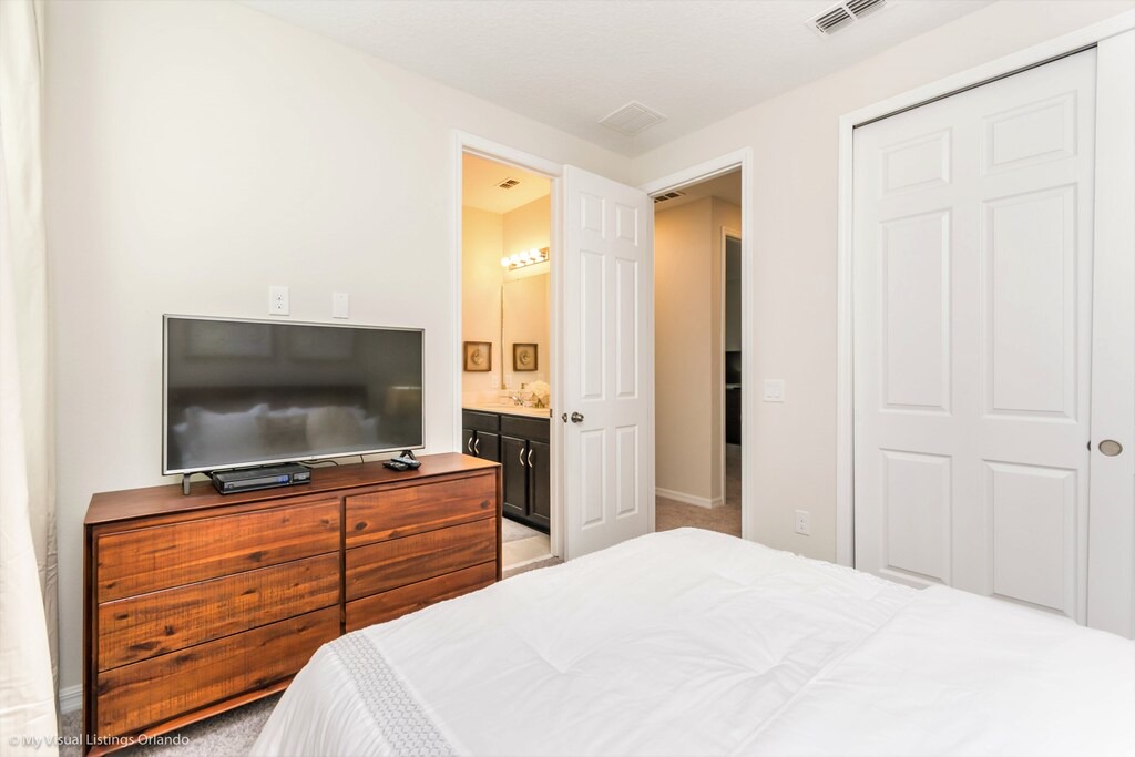 Photo of Bedroom in Indian Ridge