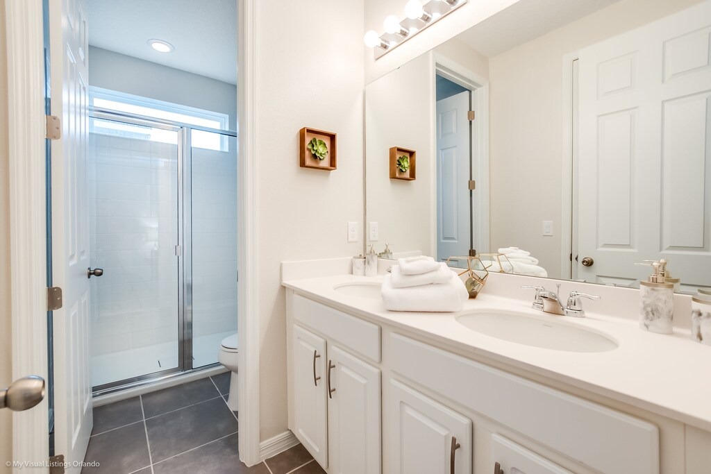 Photo of Bathroom in Indian Ridge