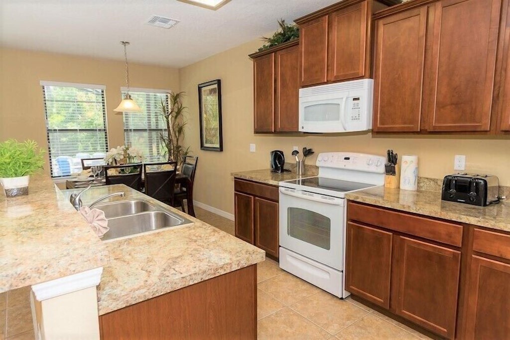 Photo of Kitchen in Cypress Pointe