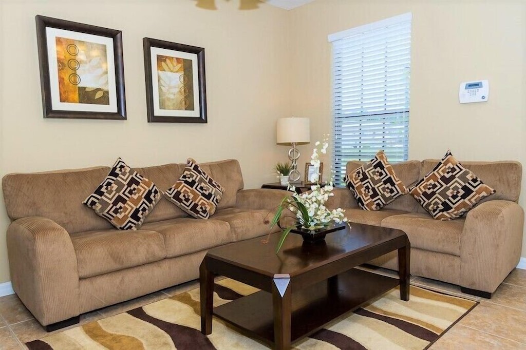 Photo of Livingroom in Cypress Pointe