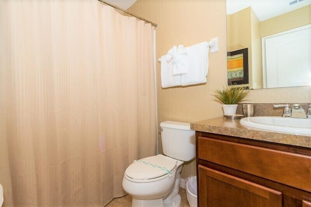 Photo of Bathroom in Cypress Pointe