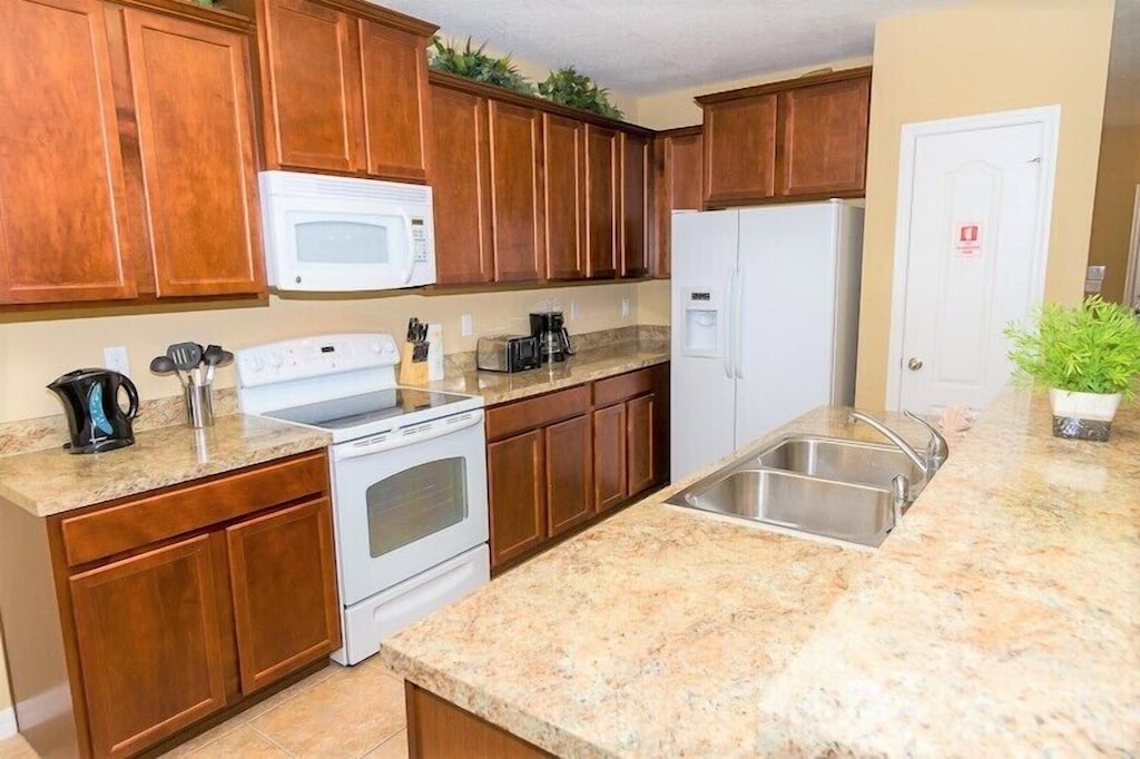 Photo of Kitchen in Cypress Pointe