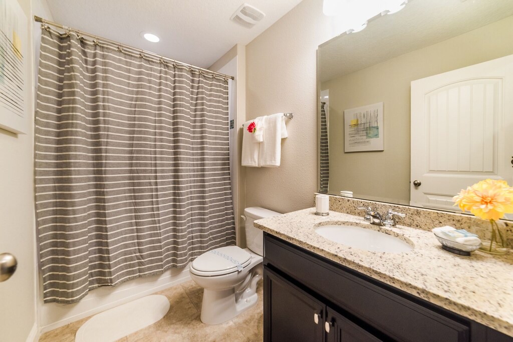 Photo of Bathroom in Loughman