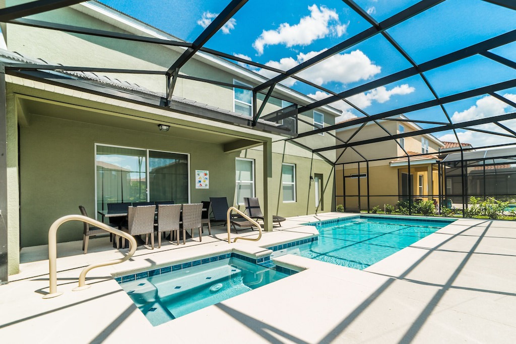 Photo of Outdoor in Loughman