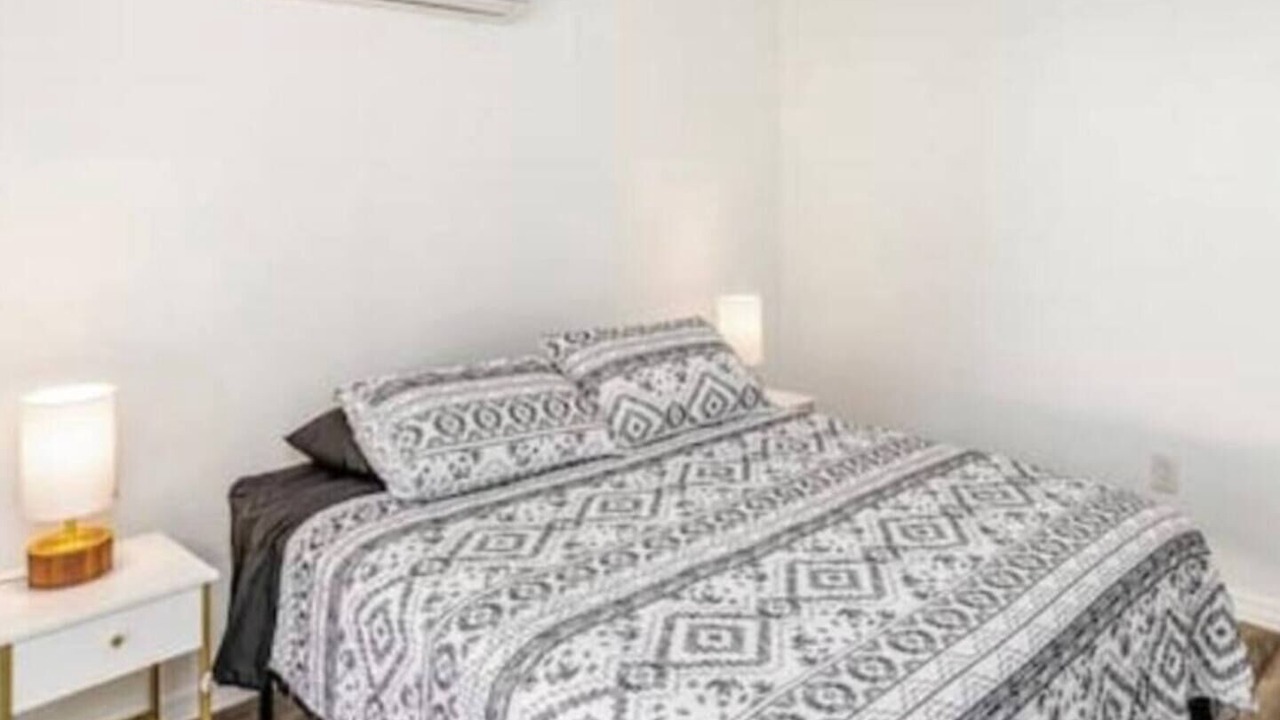 Photo of Bedroom in Dover Shores East