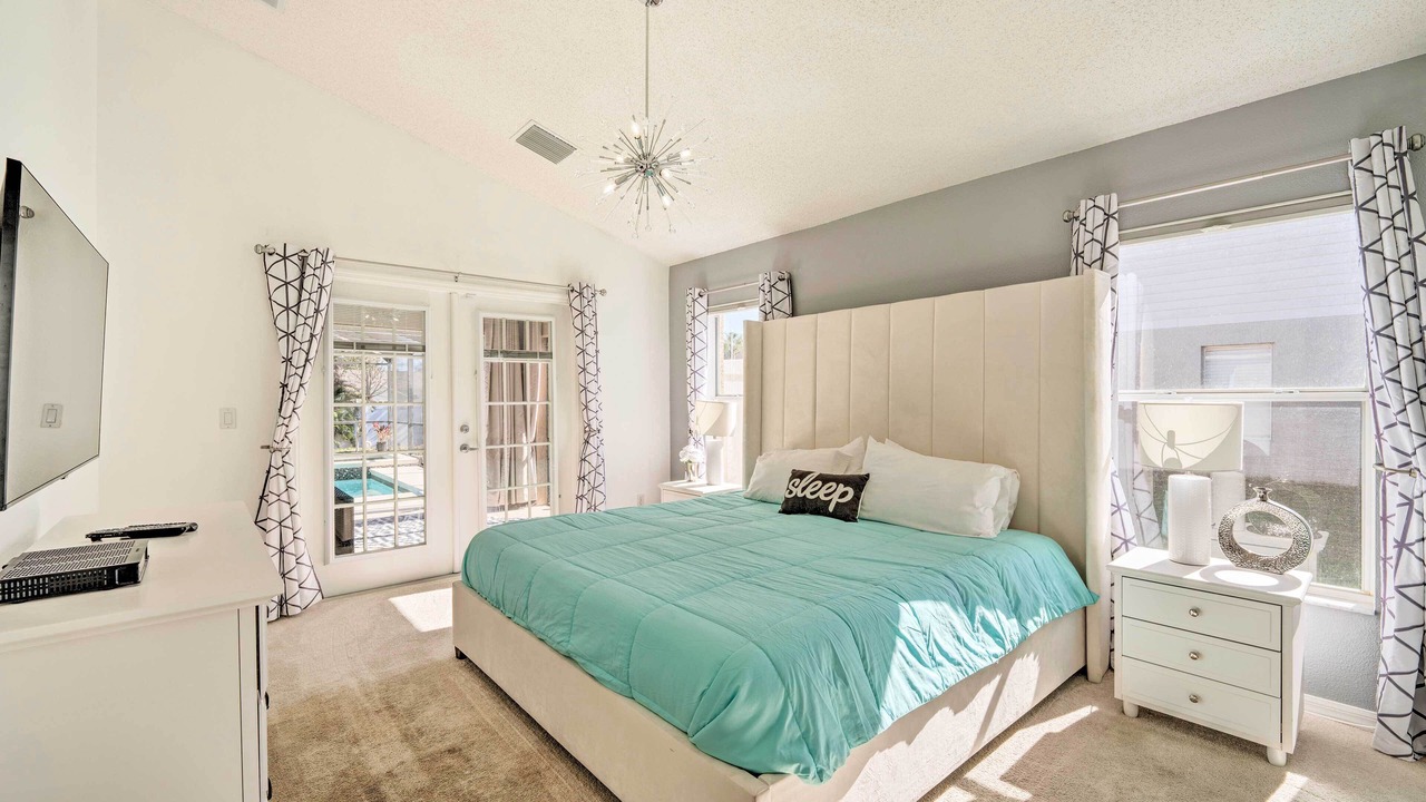 Photo of Others in Orange Tree