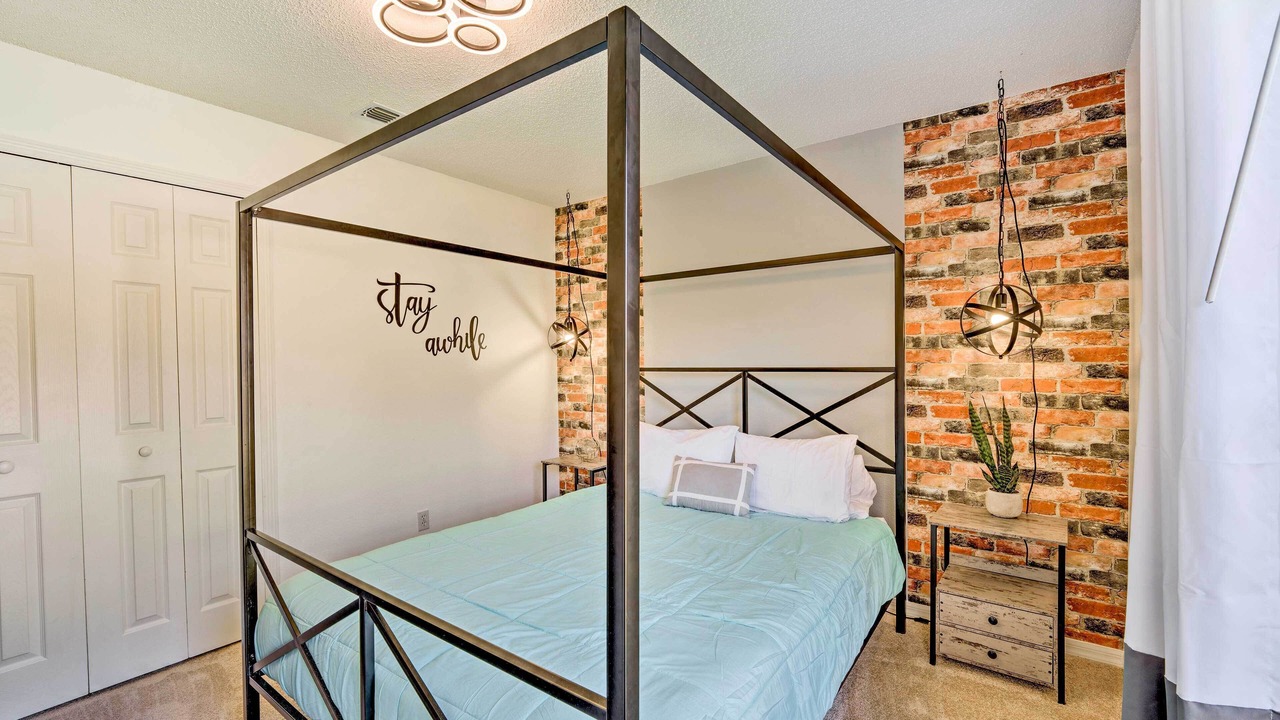 Photo of Others in Orange Tree