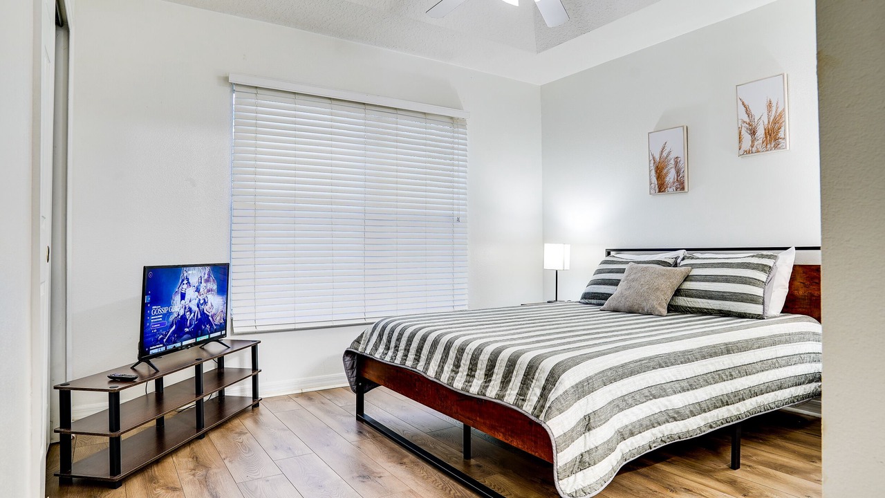 Photo of Bedroom in Crestwynd Bay