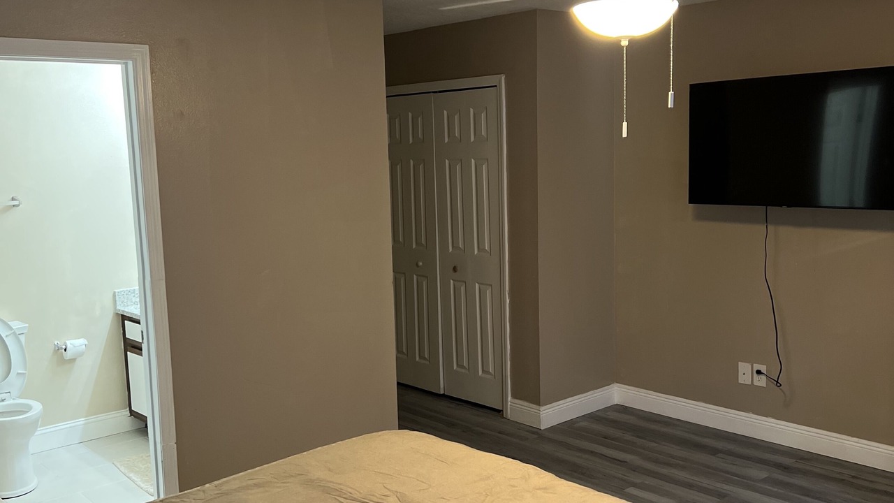 Photo of Bedroom in Holden-Paramore