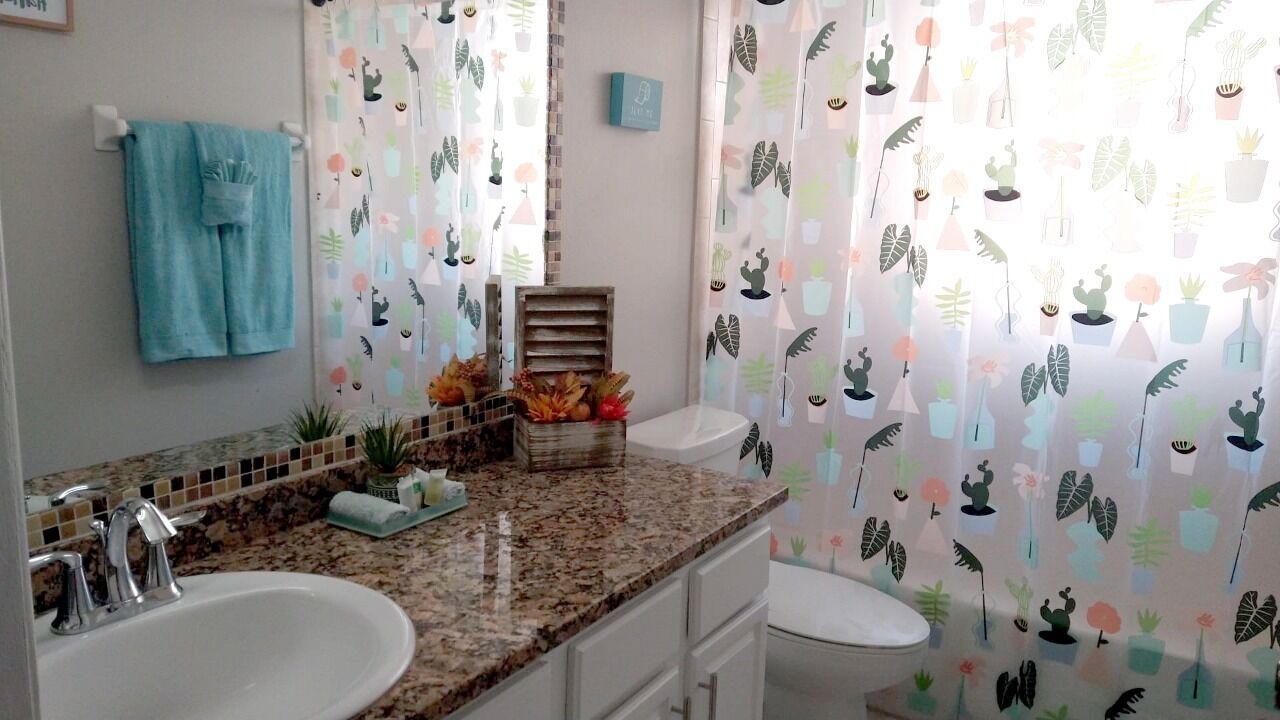 Photo of Bathroom in Buena Ventura Lakes