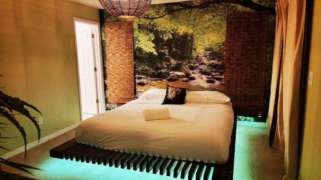 Photo of Bedroom in Seasons