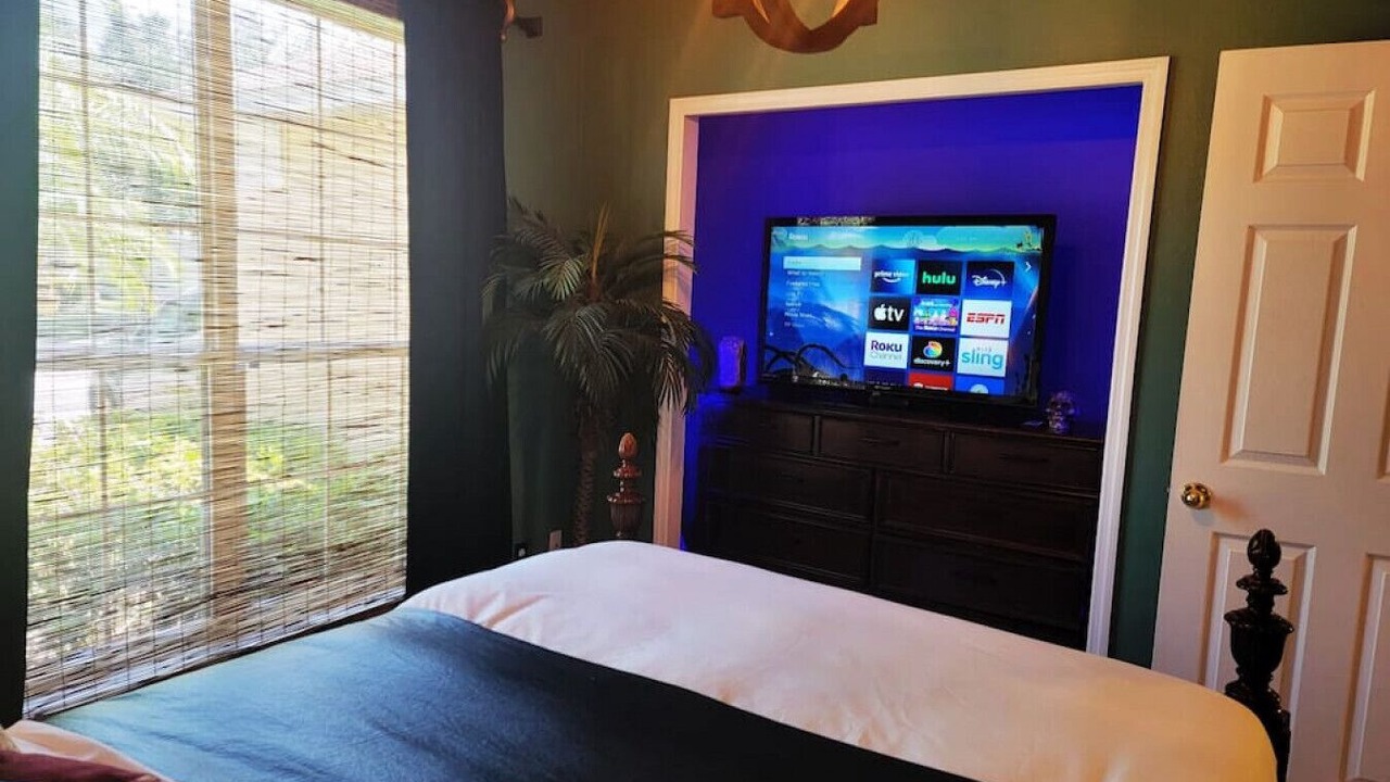 Photo of Bedroom in Seasons