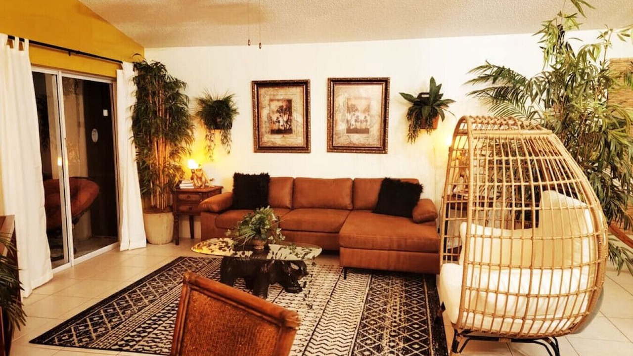 Photo of Livingroom in Seasons