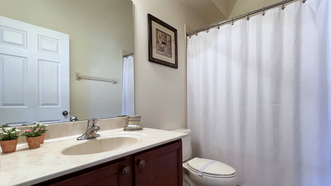 Photo of Bathroom in Veranda Palms