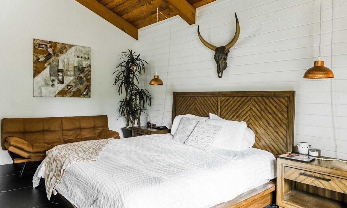 Photo of Bedroom in Longwood
