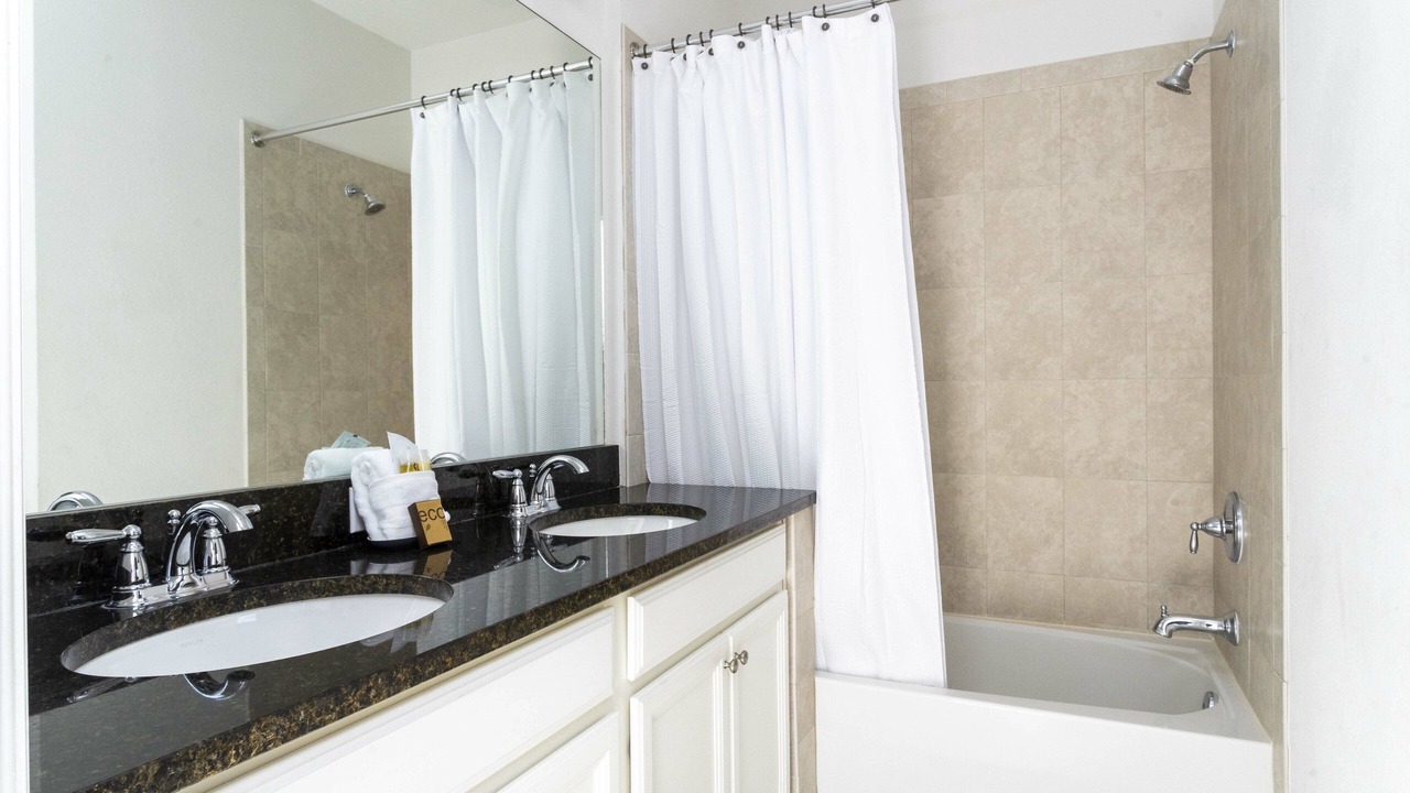 Photo of Bathroom in Downtown Orlando