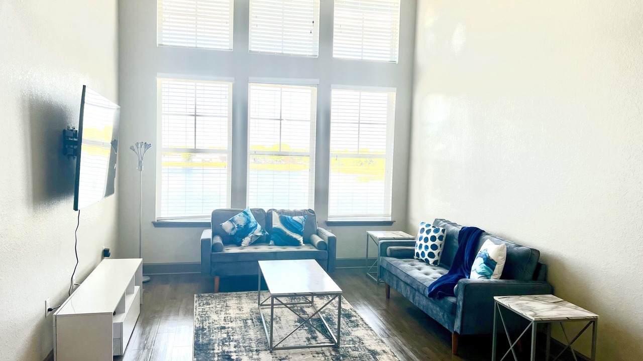 Photo of Livingroom in Millenia